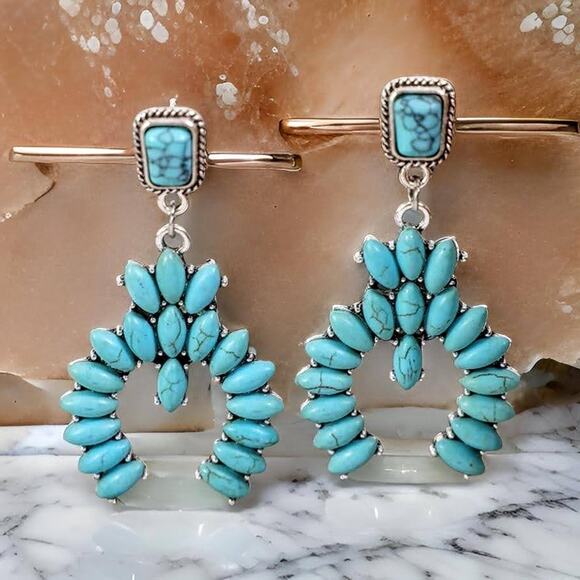 New Turquoise Beaded Stone Dangle Earrings Native‎ Tribal Aztec Western Vintage - Picture 1 of 4